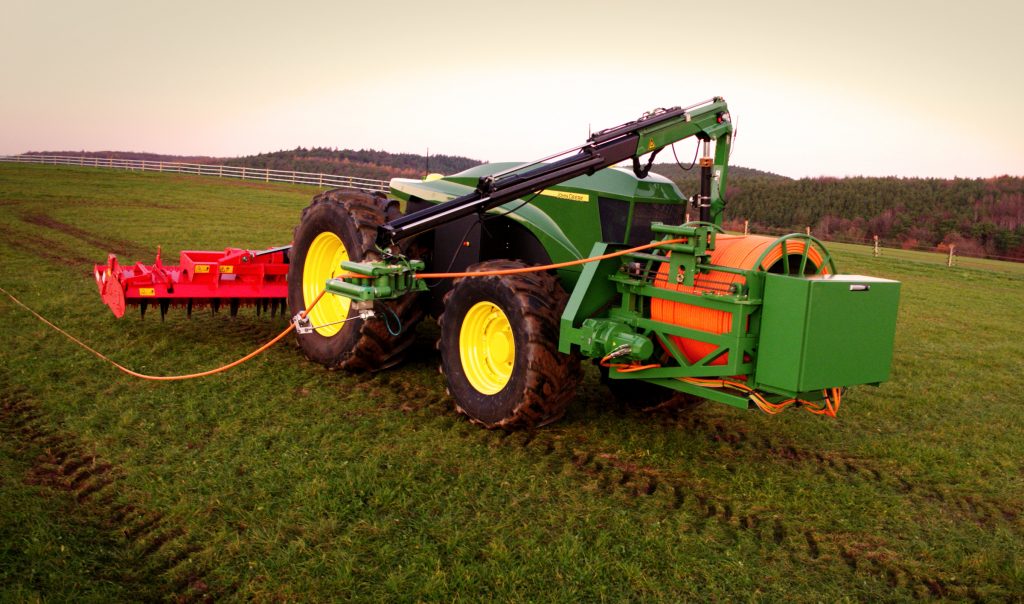 John Deere GridCON Tractor