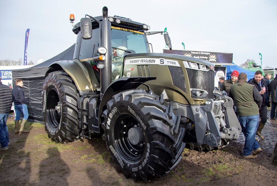 Massey-Ferguson 7726S